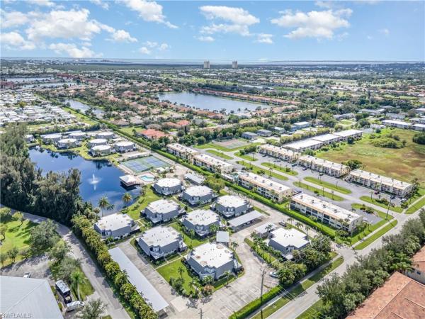 Amberwood Lake, 16051 Amberwood Lake Ct #4, Fort Myers, Florida 33908, image 3