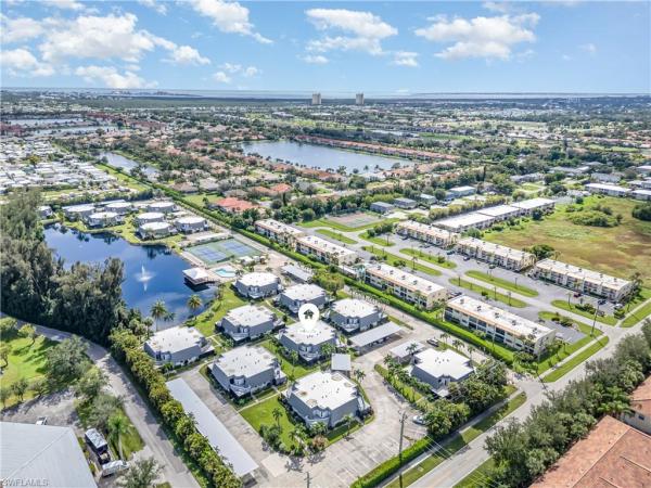 Amberwood Lake, 16051 Amberwood Lake Ct #4, Fort Myers, Florida 33908, image 2