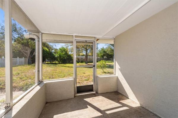 Kline Manor, 41 Victoria Dr, North Fort Myers, Florida 33917, image 3