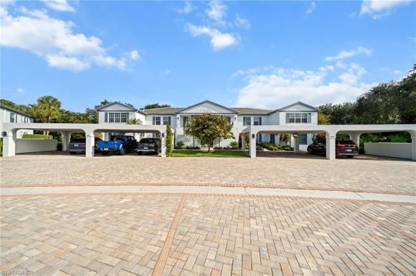 Laurel Oaks At Pelican Bay, 871 Tanbark Dr #101, Naples, Florida 34108, image 2