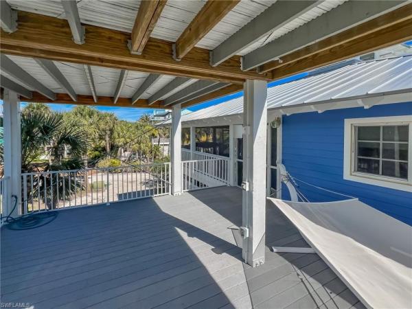 Jose's Hideaway, 4591 Oro Pesos Ln, Upper Captiva, Florida 33924, image 2