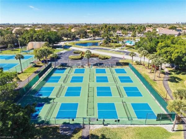 The Meadow, 15068 Cloverdale Dr, Fort Myers, Florida 33919, image 3