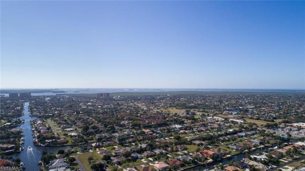 Moorings Of Cape Coral, 4622 12th Pl #224, Cape Coral, Florida 33914, image 2