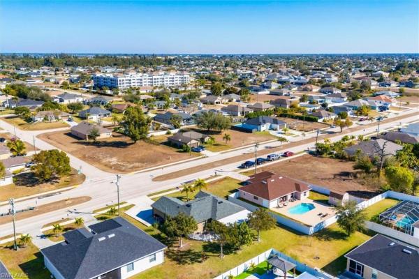Cape Coral, 1826 Trafalgar Pkwy, Cape Coral, Florida 33991, image 3