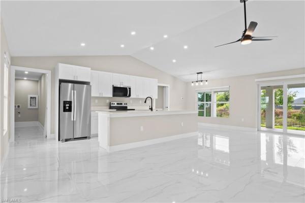 Cape Coral, 2708 NW 22nd Ave, Cape Coral, Florida 33993, image 2