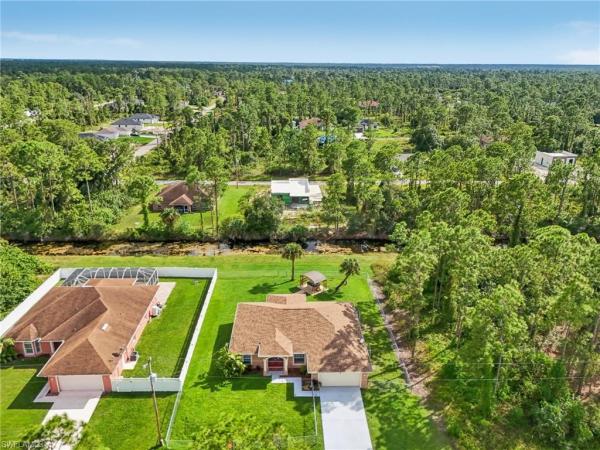 Lehigh Acres, 940 E Belmont St, Lehigh Acres, Florida 33974, image 1