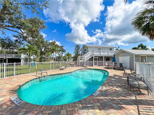 Isle Of Pines, 7692 Myrsine Cir, Bokeelia, Florida 33922, image 2
