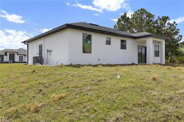 2600 SW 14th St, Lehigh Acres, Florida 33976, image 1