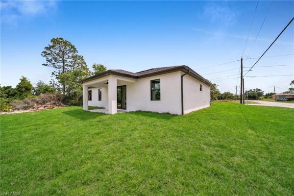 Lehigh Acres, 2804 W 10th St, Lehigh Acres, Florida 33971, image 3