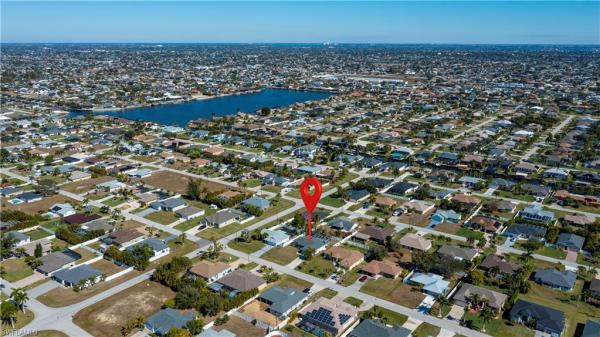 Cape Coral Residential, 4535 SW 14th Pl, Cape Coral, Florida 33914, image 2
