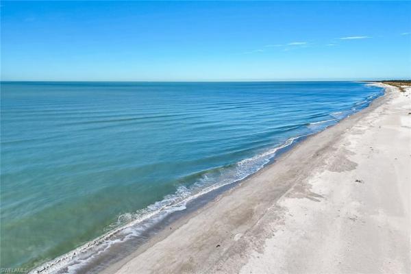 Gulf Pines, 4353 Gulf Pines Dr, Sanibel, Florida 33957, image 2