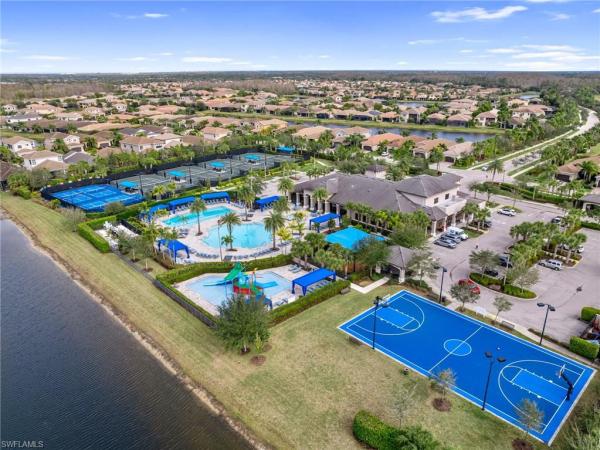 Marina Bay, 11702 Kati Falls Ln, Fort Myers, Florida 33913, image 2