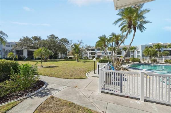 Bermuda Club, 5959 Winkler Rd #305, Fort Myers, Florida 33919, image 2