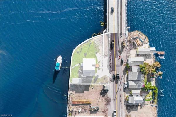 Pine Island Fill, 4767 NW Pine Island Rd, Matlacha, Florida 33993, image 1