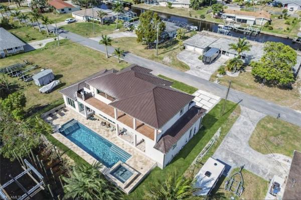 Yacht Club Colony, 1732 Cascade Way, North Fort Myers, Florida 33917, image 1