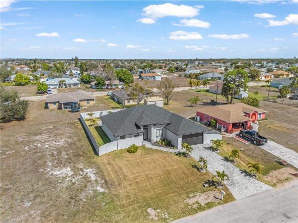 Cape Coral, 1929 NE 14th St, Cape Coral, Florida 33909, image 2