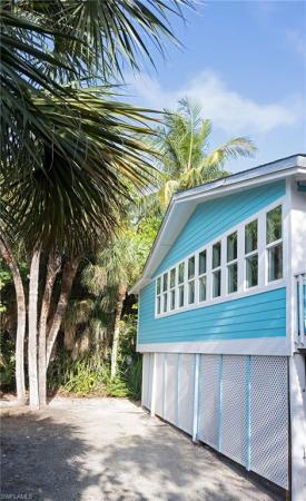 4570 Escondidio Ln, Upper Captiva, Florida 33924, image 1