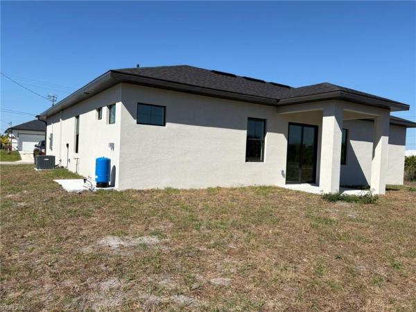 Lehigh Acres, 2503 SW 45th St, Lehigh Acres, Florida 33976, image 1