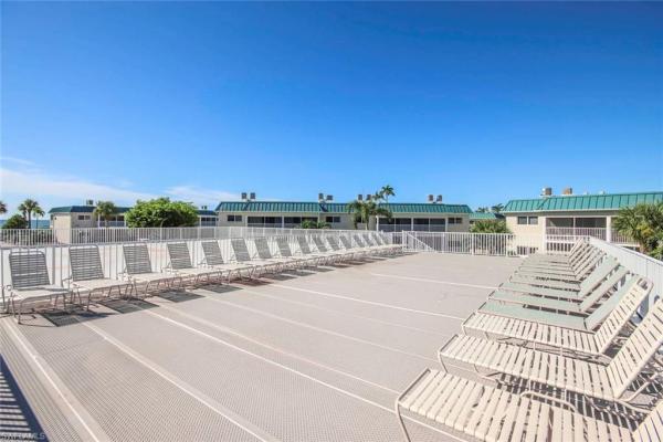 Sanibel Arms West, 827 Gulf Dr #E4, Sanibel, Florida 33957, image 2
