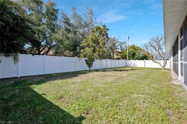 Cape Coral Residential, 3830 SW 15th Pl, Cape Coral, Florida 33914, image 2