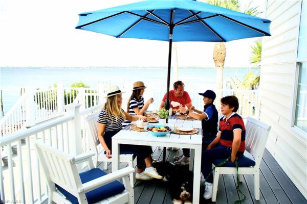 Coral Park, 100 Fairview Ave, Fort Myers, Florida 33905, image 1