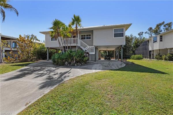 Captain's Cove, 7947 Gabion Ct, Bokeelia, Florida 33922, image 2