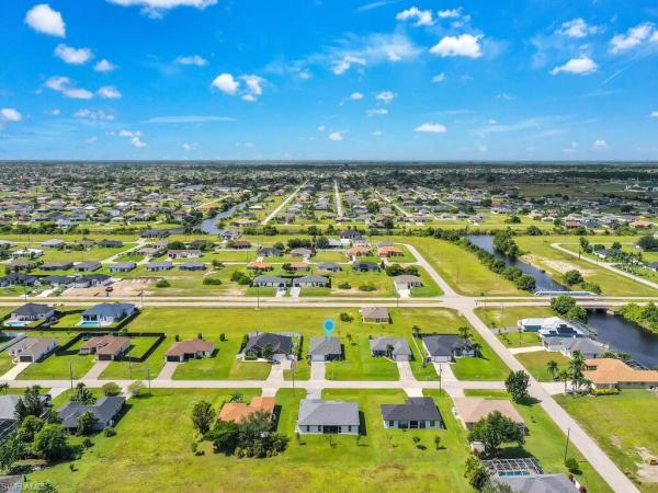 Cape Coral Residential, 1826 NW 7th Pl, Cape Coral, Florida 33993, image 2