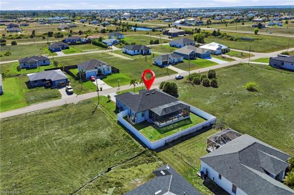 Cape Coral, 3911 40th Ter, Cape Coral, Florida 33993, image 3