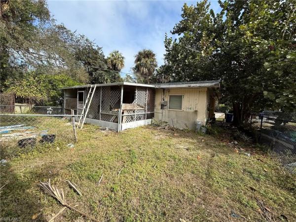 Russell Park, 244 Labelle Ave, Fort Myers, Florida 33905, image 2