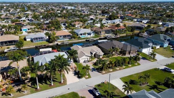 Cape Coral Residential, 1705 44th Ter, Cape Coral, Florida 33914, image 2