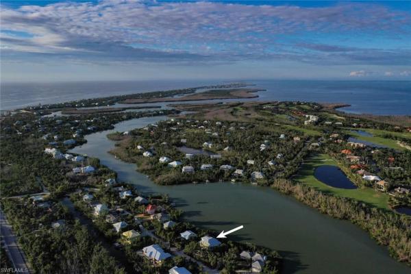 Castaway Estates, 5810 Pine Tree Dr, Sanibel, Florida 33957, image 3