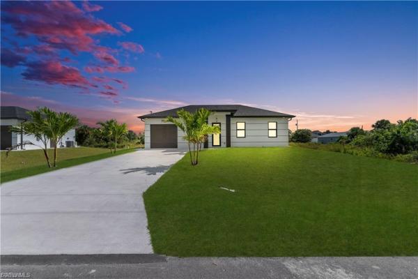 Lehigh Acres, 713 S Roma Ave, Lehigh Acres, Florida 33974, image 1