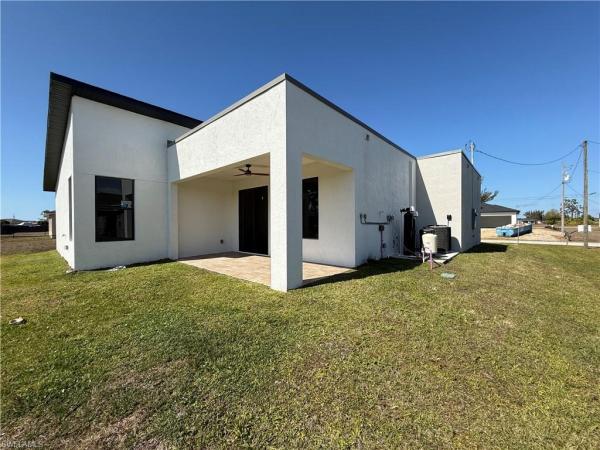 Cape Coral, 1409 NW 21st Ct, Cape Coral, Florida 33993, image 1