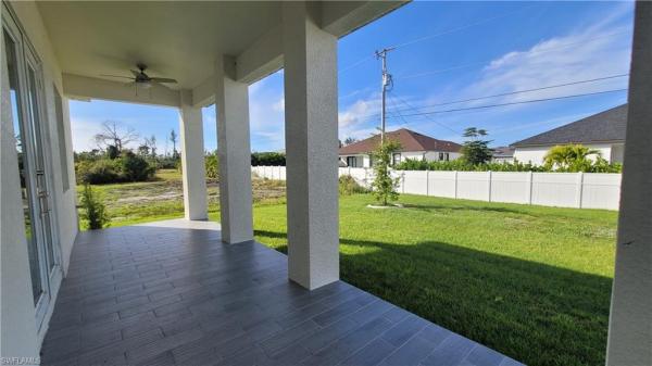 Cape Coral, 424 SW 28th Ave, Cape Coral, Florida 33991, image 1