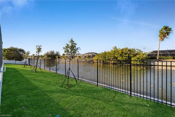 Cape Coral, 1425 2nd St, Cape Coral, Florida 33909, image 1