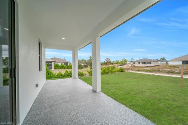 Lehigh Acres, 2903 S Villa Ave, Lehigh Acres, Florida 33976, image 2