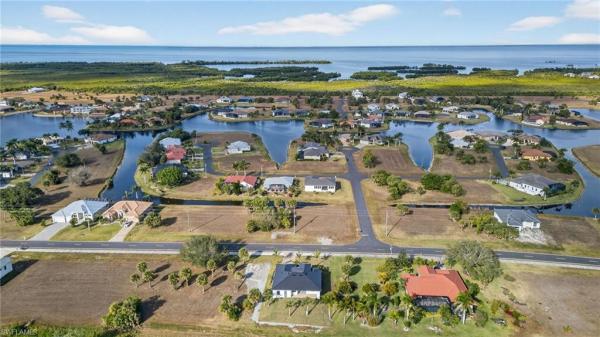 16340 Cape Horn Blvd, Punta Gorda, Florida 33955, image 2