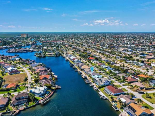 Cape Coral, 802 SW 56th St, Cape Coral, Florida 33914, image 1