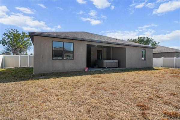 Cape Coral Residential, 2210 SW 19th Ave, Cape Coral, Florida 33991, image 2