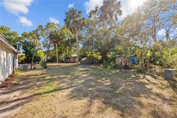 Russell Park, 260 Delray Ave, Fort Myers, Florida 33905, image 1