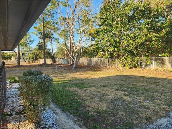 Beacon Square, 10521 Putnam Ct, Lehigh Acres, Florida 33936, image 2
