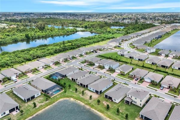 Stonewater, 421 Coral Reef Pl, Cape Coral, Florida 33993, image 3
