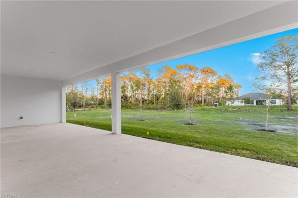 Lehigh Acres, 1014 Magnolia Ave, Lehigh Acres, Florida 33972, image 2