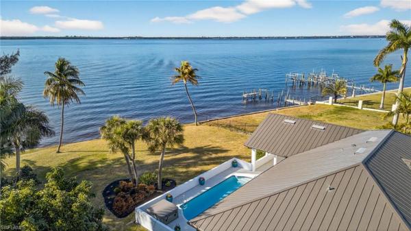 Fort Myers No HOA, 3776 Harold Ave, Fort Myers, Florida 33901, image 2