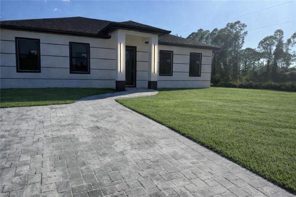 Lehigh Acres Residential, 732 E Newhall St, Lehigh Acres, Florida 33974, image 1