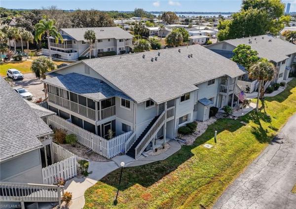Foxmoor Village, 5755 Foxlake Dr #C, North Fort Myers, Florida 33917, image 3