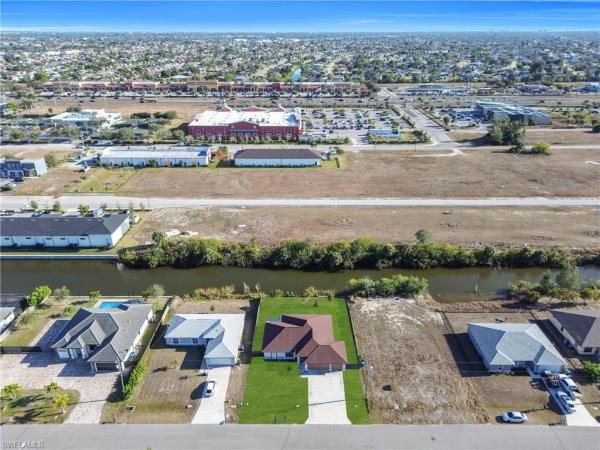 Cape Coral, 1430 SW 4th Ln, Cape Coral, Florida 33991, image 1
