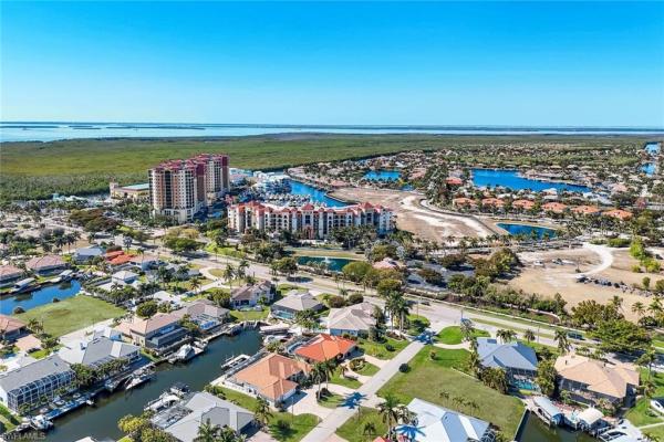 Cape Coral Residential, 1524 SW 56th Ter, Cape Coral, Florida 33914, image 1