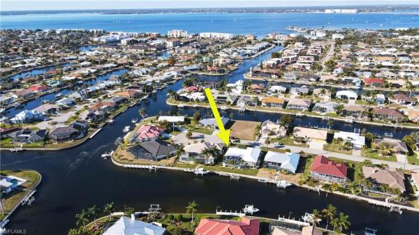 1115 Lucia Dr, Punta Gorda, Florida 33950, image 1