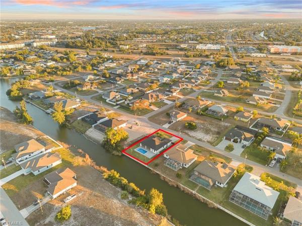 Cape Coral Residential, 1105 SW 1st Ter, Cape Coral, Florida 33991, image 2
